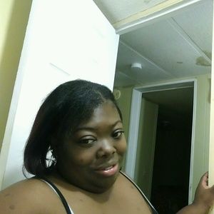 Meet your Posher, Tacara